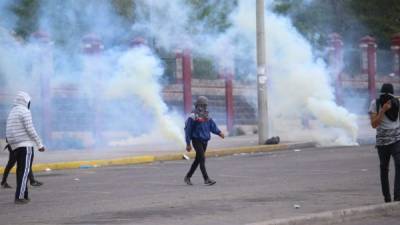 La manifestación generó congestionamiento vehicular.