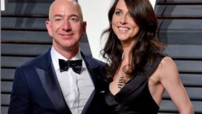 MacKenzie Bezos ha dicho que planea dejar toda su participación en The Washington Post y en la compañía de exploración espacial Blue Origin a su esposo, así como el derecho de voto asociado a su restante participación en Amazon.