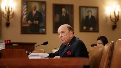 El secretario de Comercio de los Estados Unidos, Wilbur Ross, testifica ante un comité del Congreso sobre los aranceles a imponer sobre la importación de materias primas.