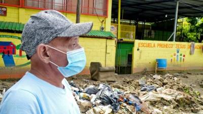 La escuela Jesús de Nazareth de Chamelecón sufrió gran detrimento a causa de las tormentas: varias aulas quedaron sin techo. Fotos: Amílcar Izaguirre.