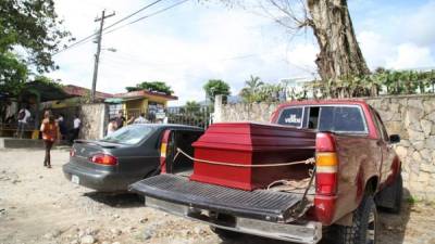 El cuerpo de José Gilberto Vásquez fue reclamado ayer en la morgue de San Pedro Sula y llevado a Piraera, Lempira.