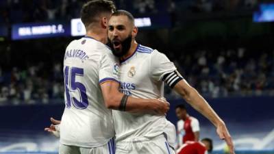 Karim Benzema se ha lucido con un triplete para el triunfo del Real Madrid ante el Celta en el regreso al estadio Bernabéu.