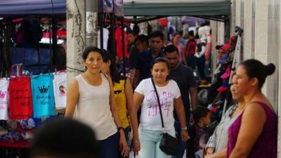 La reubicación de vendedores y la construcción de mercados están entre los planes.