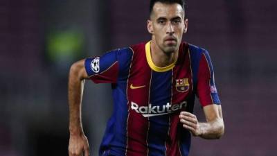 Sergio Busquets estará de baja en el Barcelona sin tiempo determinado por su lesión de rodilla.