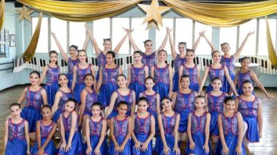 Las alumnas de la Academia Bellas Artes van dispuestas a ganar los primeros lugares.