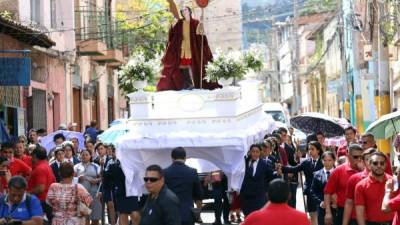 Los capitalinos celebraron a su patrono San Miguel Arcángel.