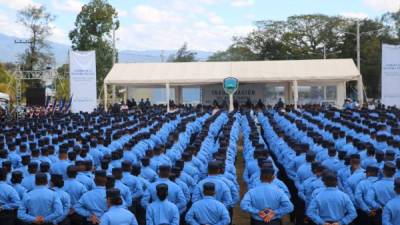 Los nuevos policías se graduaron de Técnico Superior no Universitario en Ciencias Policiales.