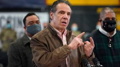 Cuomo enfrenta acusaciones de acoso sexual por una de sus exfuncionarias más cercanas./AFP.