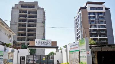 Residenza es un proyecto de dos torres de apartamentos localizado en Río de Piedras. Una de las torres ya está lista y la otra en construcción. Fotos: Franklin Muñoz.