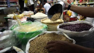 Las reservas de grano y la próxima salida de la cosecha descartan que haya escasez en los mercados.