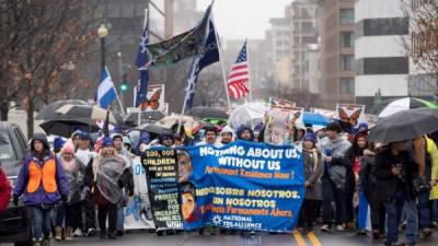 Activistas participan en una protesta frente a la Casa Blanca en Washington (Estados Unidos). EFE/Archivo