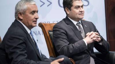 Los presidentes de Guatemala y Honduras, Otto Pérez y Juan Orlando Hernández. AFP