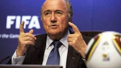 Joseph Blatter no es del agrado de los hinchas al fútbol.