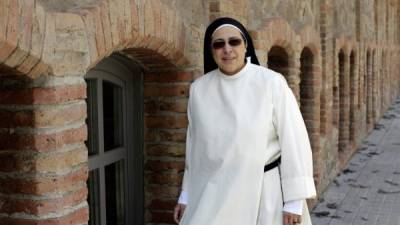 Una monja argentina afincada en España pide perdón tras negar la virginidad de María La monja Lucía Caram. EFE