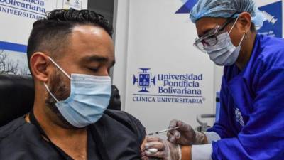 Venezuela y Colombia son los últimos países de la región en iniciar campañas de vacunación masiva contra el covid 19./AFP.