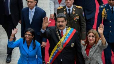 Nicolás Maduro tras su toma de posesión. Muchos gobiernos extranjeros no han reconocido su triunfo electoral y los que lo han hecho son los que comparten su ideología política.