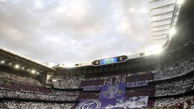 GRA281. MADRID, 02/05/2017.- Vista general del estadio Santiago Bernabéu, en Madrid, momentos antes del comienzo del partido de las semifinales de la Liga de Campeones entre el Real Madrid y el Atlético de Madrid. EFE/Javier Lizón