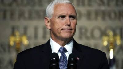 El vicepresidente de EEUU, Mike Pence, reiteró que el Gobierno de Trump no permitirá la entrada a la caravana de migrantes a su país./AFP.