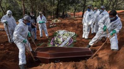 Brasil es el país en el que la pandemia crece más de prisa. Foto: AFP