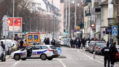 Las fuerzas de seguridad francesas desplegaron un gigantesco operativo de seguridad para capturar al atacante del mercado navideño de Estrasburgo./EFE.