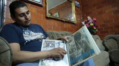 Jesús Francisco afirma que sobrevivió al terremoto por una medalla de la virgen de Guadalupe que alguien puso en su mano.