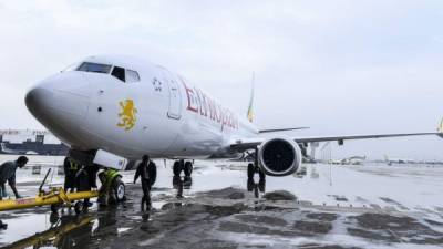 DAI05. Addis Ababa (Ethiopia), 02/07/2018.- Ethiopian Airlines Boeing 737 Max 8 (ET-AVM), the same aircraft that crashed in Ethiopia on 10 March 2019, is seen at Bole International Airport in Addis Ababa, Ethiopia, when it was first delivered to Ethiopia on 02 July 2018 (issued 10 March 2019). Ethiopian Airlines Boeing 737 en route to Nairobi, Kenya, crashed near Bishoftu, some 50km outside of the capital Addis Ababa, Ethiopia, on 10 March 2019. All passengers onboard the scheduled flight ET 302 carrying 149 passengers and 8 crew members, have died, the airlines says. (Etiopía, Kenia) EFE/EPA/STR