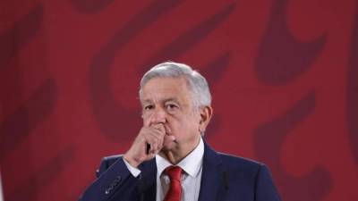 El presidente de México, Ándrés Manuel López Obrador, habla en rueda de prensa en Ciudad de México (México). EFE/ Sáshenka Gutiérrez/Archivo