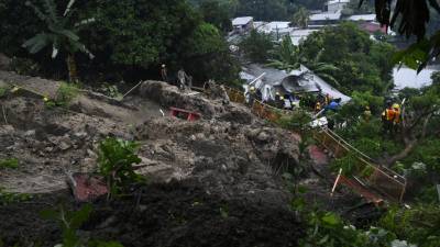 Un derrumbe se registró en la madrugada de este jueves 7 de diciembre en Choloma, Cortés, zona norte de Honduras.