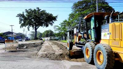 <b>Los trabajos de terracería en la ampliación de la avenida Júnior avanzan.</b>
