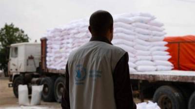 Muchas de las familias afectadas por la pandemia también sufrieron daños por las inundaciones que provocaron los dos fenómenos naturales.