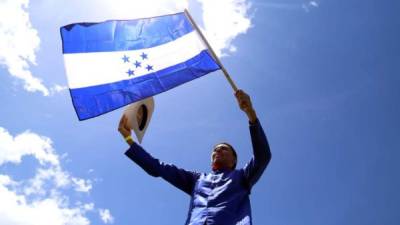 La Bandera Nacional de Honduras.