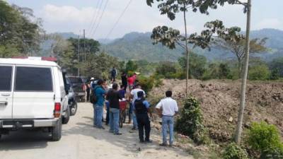 Las mujeres fueron encontradas en un predio baldío.