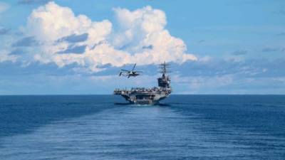 El portaaviones USS Nimitz participa en las operaciones de búsqueda.