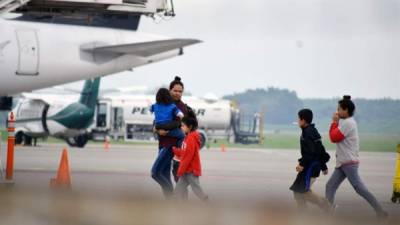 Alrededor 81 migrantes llegaron en un vuelo desde Estados Unidos a ciudad de San Pedro Sula, lo que elevó a 1,845 la suma de deportados este año desde ese país, Guatemala y México.