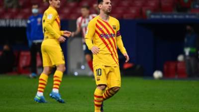 Lionel Messi sigue sin poder destacar en el Barcelona.