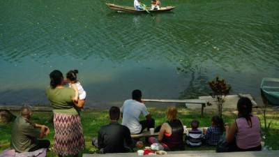 El kayak es la actividad insigne en el Lago de Yojoa.