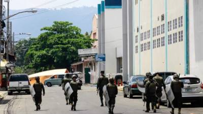 La mayoría de los pacientes diagnosticados con el nuevo coronavirus están internos en el Leonardo Martínez.