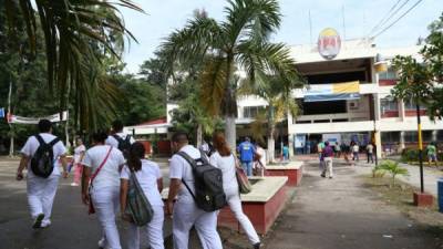 Los estudiantes de la Unah-vs ya acuden a sus clases normalmente este jueves.