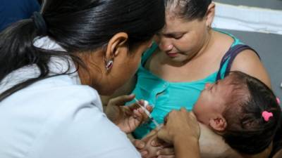 A pesar de la asambleas de los médicos se está vacunando.