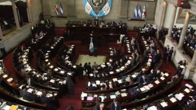 El parlamento guatemalteco podrá la fecha en que realizará la consulta.