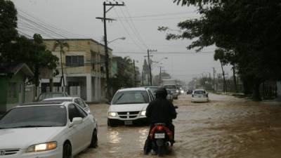 La Ceiba fue azotada por las lluvias y el frente frío que ingresó al país el domingo pasado.