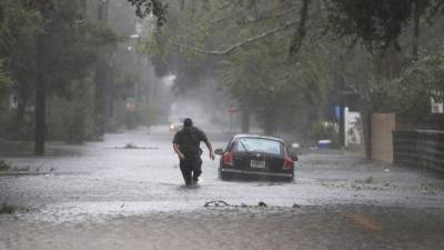 Tanto Florida como los estados de Georgia y las Carolinas permanecen bajo estado de emergencia.