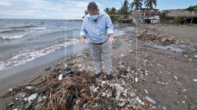 El alcalde Ricardo Alvarado espera que Guatemala acabe con la pesadilla que genera la contaminación en Omoa.