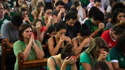 Los pobladores de Chapecó están conmocionados por la tragedia y elevan oraciones por las víctimas.