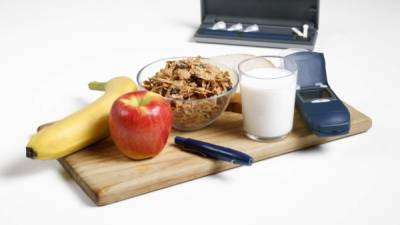 El diabético debe aprender a comer de forma saludable.