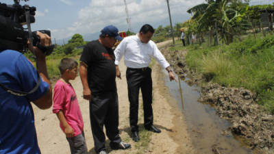 Toñito Rivera continúa su campaña política en San Pedro Sula.