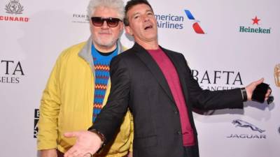 Pedro Almodóvar y Antonio Banderas. Foto: AFP/Archivo