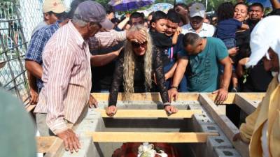 Manrique Amador y su esposa fueron sepultados en el cementerio de Cienaguita.