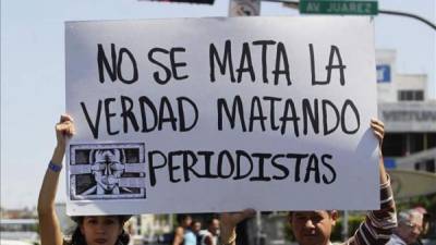 Periodistas en Honduras han hecho manifestaciones exigiendo respeto a su profesión.