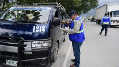 Labor. Inspectores del IHTT y agentes de Vialidad en operativos en bulevar del norte. Foto: Yoseph Amaya.